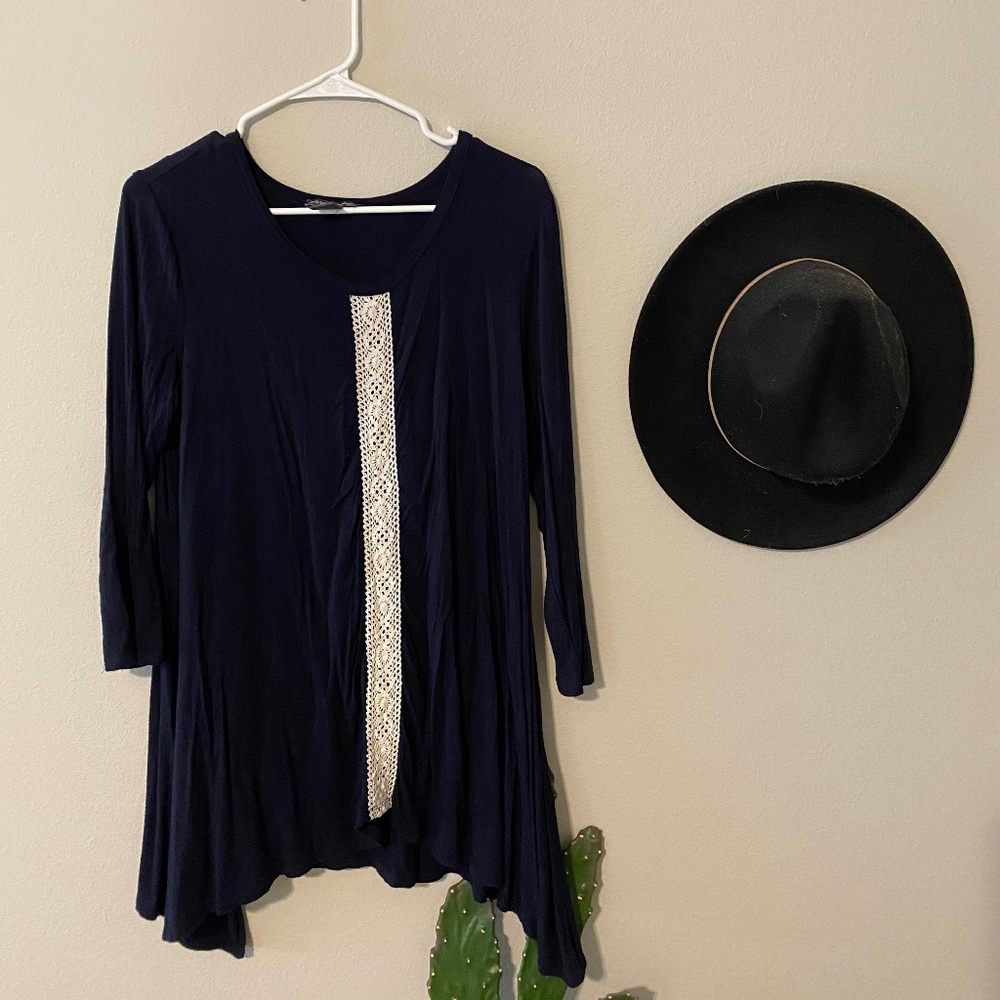 Navy+Lace tunic shirt